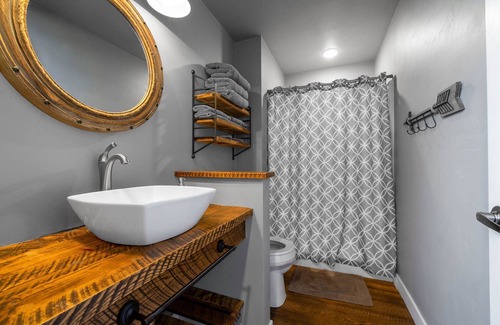 Ephraim Cabin | Ephraim home- Great for Families and Groups! Dog Friendly up to 4 dogs!
