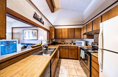 Zephyr Cove House | Epic Condo | Beach Access & Meadow Views | Sleeps8