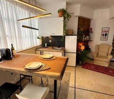 Psirri Apartment | Epicurus Loft