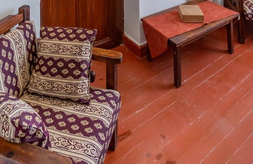 Tripoli Apartment | Era of Elegance: 1928 Classic Dwelling