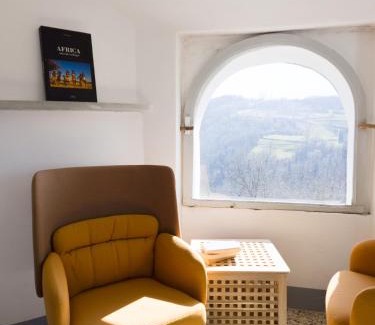Igliano House | Eremo di San Luigi - Ijan Ospitalità di Frontiera