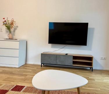 Baden-Baden Apartment | Erholung an den Wasserfällen - Ferienwohnung in Baden-Baden - Stilvolles Apartment mit Terrasse, Parkplatz & ruhiger Lage