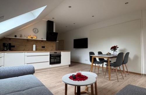 Heles Apartment | Erholung im Wald - mit Schwimmbad