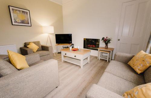 Birnam House | Erigmore Spa Cottage - A cosy cottage located in a countryside park with WIFI and access to swimming pool