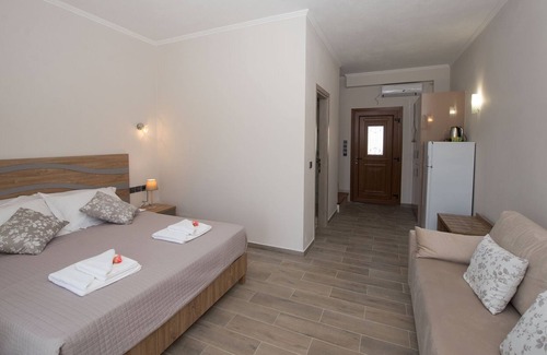 Erikousa Island Apartment | Erikousa Palace Double Suite 2