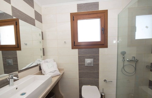 Erikousa Island Apartment | Erikousa Palace Double Suite 4