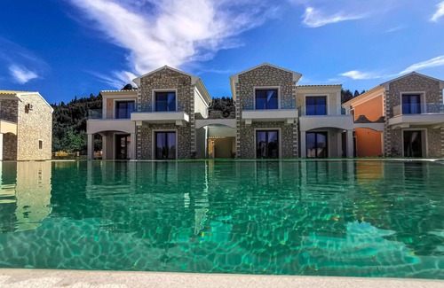 Erikousa Island Apartment | Erikousa Palace Double Suite 4
