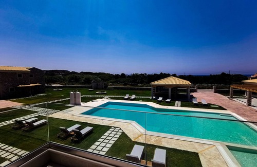 Erikousa Island Apartment | Erikousa Palace Studio 9