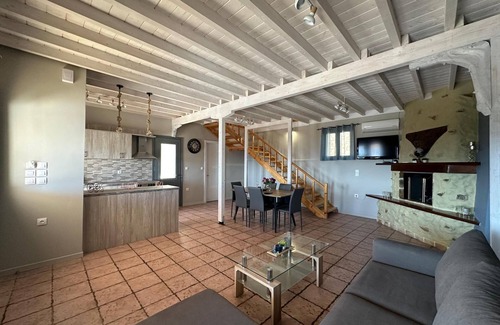 Frinion Villa | Eris Villa - 3 Bedroom Villa