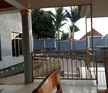 Kigali Hotel | ERNEST HOMEs BOUTIQUE