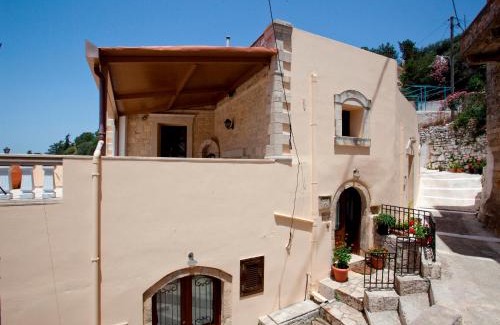Argyroupoli Villa | Erontas