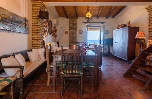 Koroni House | Eros Pittoresque Retreats - Perfect location, Panoramic Seaview