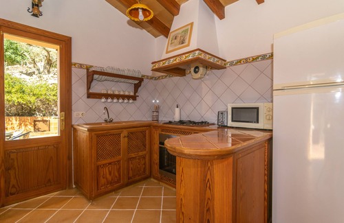 Fornalutx Villa | Es Coll D'en Pastor - Three Bedroom Villa, Sleeps 6