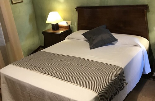 Sant Sadurni de l'Heura Cottage | Self catering Can Met Viu for 4 people