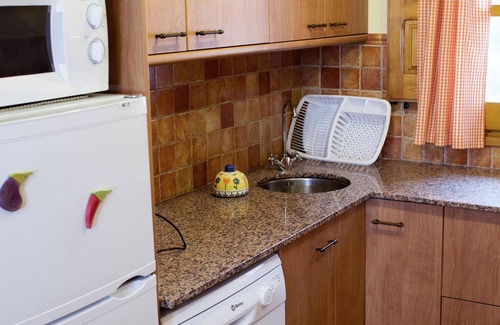 Maians Cottage | Cottage in Maians with Pool and Garden
