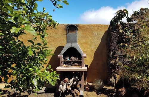 Taibique Cottage | Rural home for 4 guests, art gallery inspired