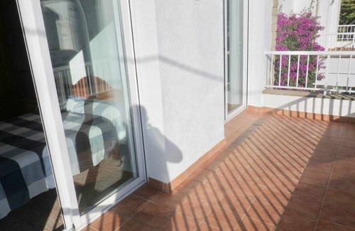 L'Hospitalet de l'Infant House | House only 20m from the beach! Walking distance to amenities. Port Aventura 20 minutes away