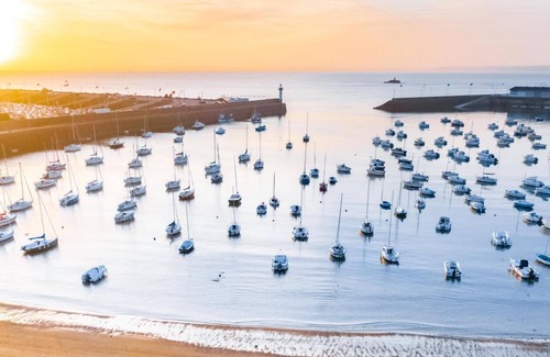 Saint-Quay-Portrieux Apartment | Escale en bord de mer, T3 au coeur de Saint-Quay