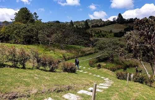 La Calera House | Escapada Romántica en medio de las montañas