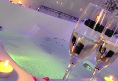 Chisinau Apartment | Escapada romantica cu jacuzzi in Chisinau