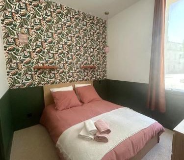 Longue-Jumelles Apartment | Escapade Élégante