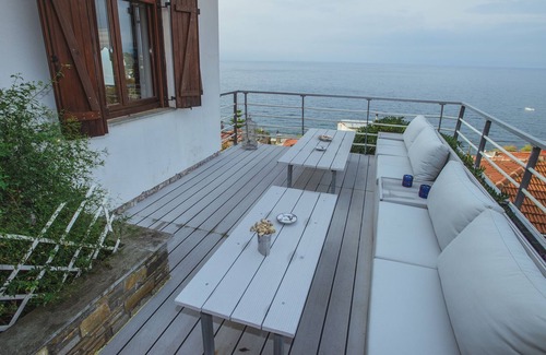 Afissos House | Escape Afissos all house
