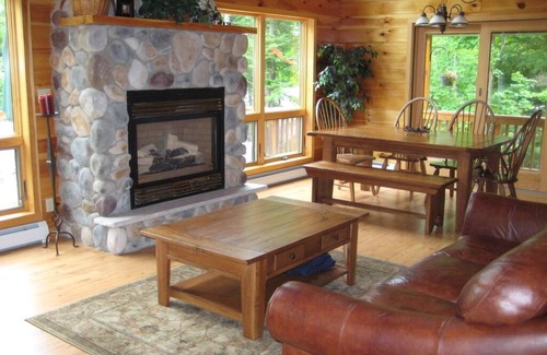 Old Forge Cabin | Escape & Enjoy a Cozy 3-bedroom cabin in wonderful Old Forge