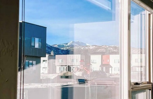 Poncha Springs House | Escape the City, Venture to the Mountains! STR25-077