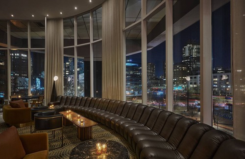 SoHo Hotel | Escape The Hustle and Bustle! Pet-friendly, Pool, Minutes to Strawberry Fields