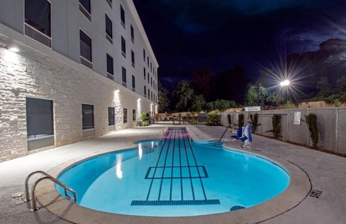 Whitehaven House | Escape to a Contemporary Suite w/ Breakfast!