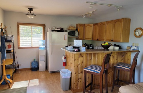 North Kawartha Cottage | Escape to a Lakeside Retreat on Stoney Lake