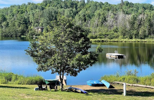 Bowman Cottage | Escape to a Peaceful Waterfront Cottage with an Amazing View on the Lake-fishing