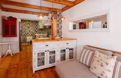 Cengelkoy Mahallesi House | Escape to a serene retreat in the heart of Cengelkoy where modern comfort meets historic charm
