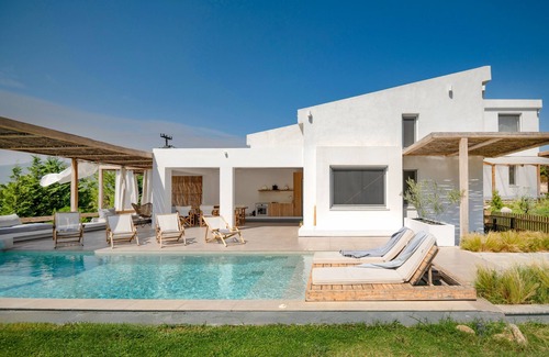 Olympiada Villa | Escape to Aristi Ena, your hillside haven in Halkidiki’s stunning Olympiada