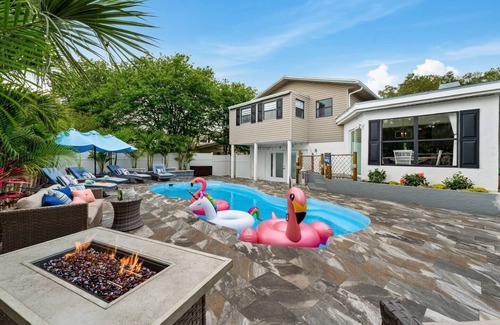 Clearwater House | Escape to Clearwater Oasis w/amazing heated pool!