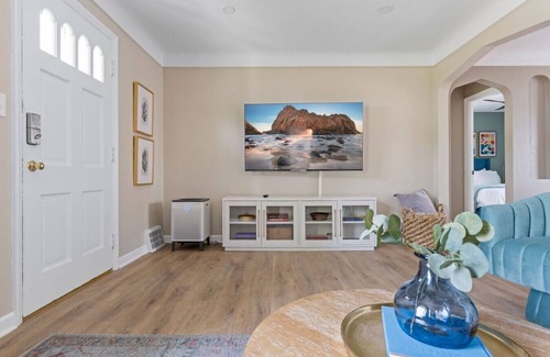 Euclid House | Escape to Fun: Hot Tub & Game Arcade Retreat