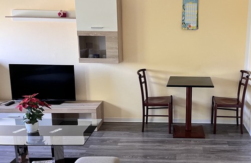 Gilching Apartment | "Escape to Gilching: Spacious Holiday Haven by Bavarian Lakes | WiFi, Sleeps 2"