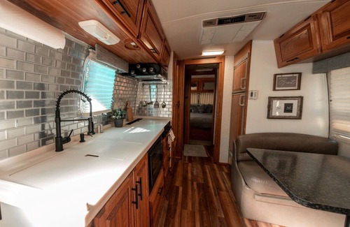 Goreville House | Escape to Nature: Lake of Egypt Airstream Stay with Hiking and Wineries Nearby