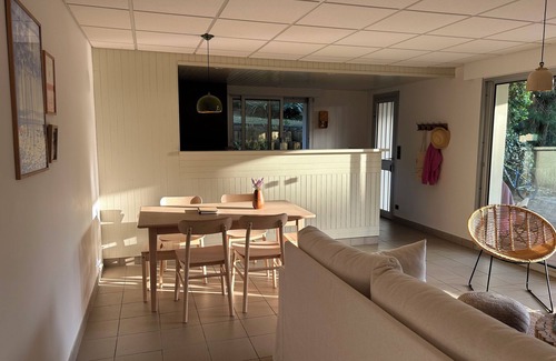 Pyla-sur-Mer Apartment | Escape to Pyla: Beach, Forest & Dune Retreat
