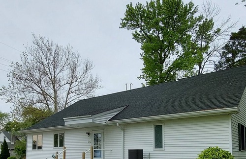 Perryville Cottage | Escape to relax or enjoy the River
