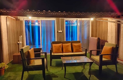 Harnai Apartment | Escape to SeaDeck: Your Perfect Coastal Getaway in Dapoli!
