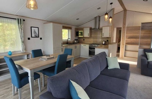 Paignton Cabin | Escape to the English Riviera: Luxury Lodge at Hoburne Devon Bay