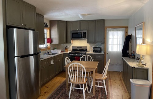 Hayesville Cabin | Escape to the Hepp’s Hideaway!
