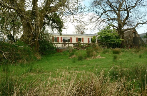 Mynachlogddu House | Escape to the Hills - stay on a tranquil Preseli smallholding