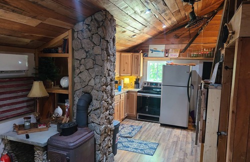 Millers Creek Other | Escape to the NC Mountainside and stay in this cozy farmhouse