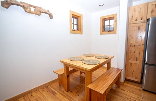 Crested Butte South House | Escape to this inviting, dog-friendly 3-bedroom, 2-bathroom home in the Crested Butte !