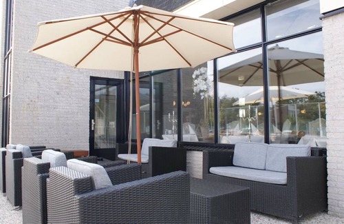 Nieuwvliet Hotel | Escape to Your Beachside Haven – Classic Room Close to Groede Zeeland Strand