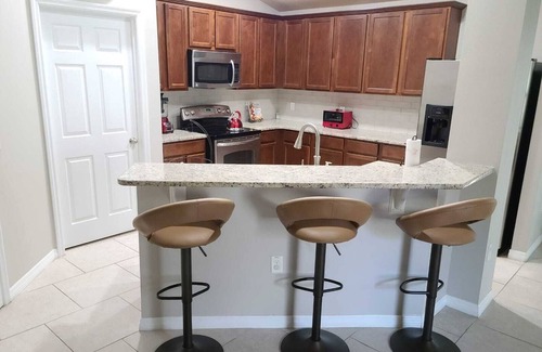 Deltona Lakes House | "Escape to Your Private Oasis: Experience Comfort and Luxury in Our Home"