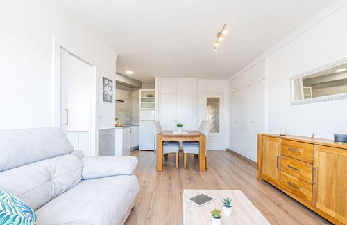 Palau-Saverdera Apartment | Escoles 14 by Interhome