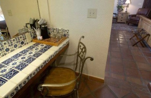 Kerrville Apartment | ESCONDIDA SUITE #4 KING